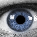Síndrome do Olho Seco. Por que ela aparece em mulheres na menopausa?