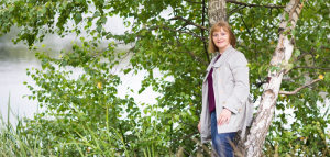 Herborisa É possível ser feliz na menopausa Conheça 5 benefícios dessa fase da vida