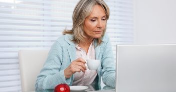 idade que a mulher entra na pré-menopausa